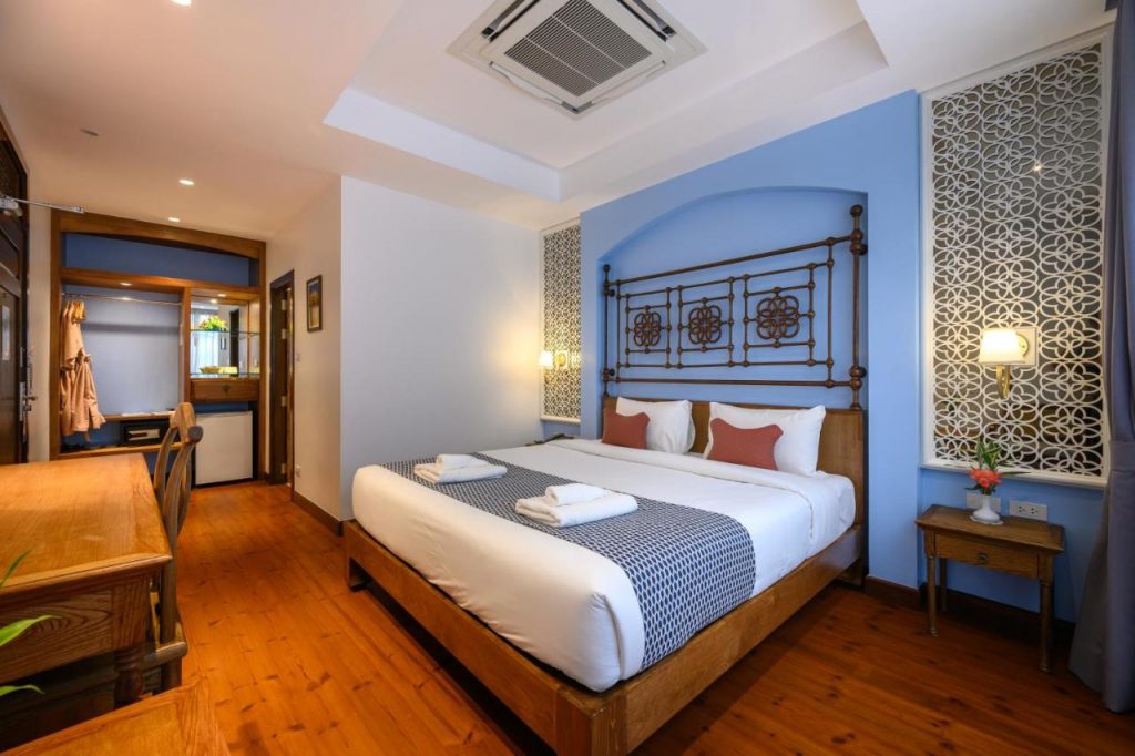 Spacious Hotel room at WOO Gallery and Boutique Hotel