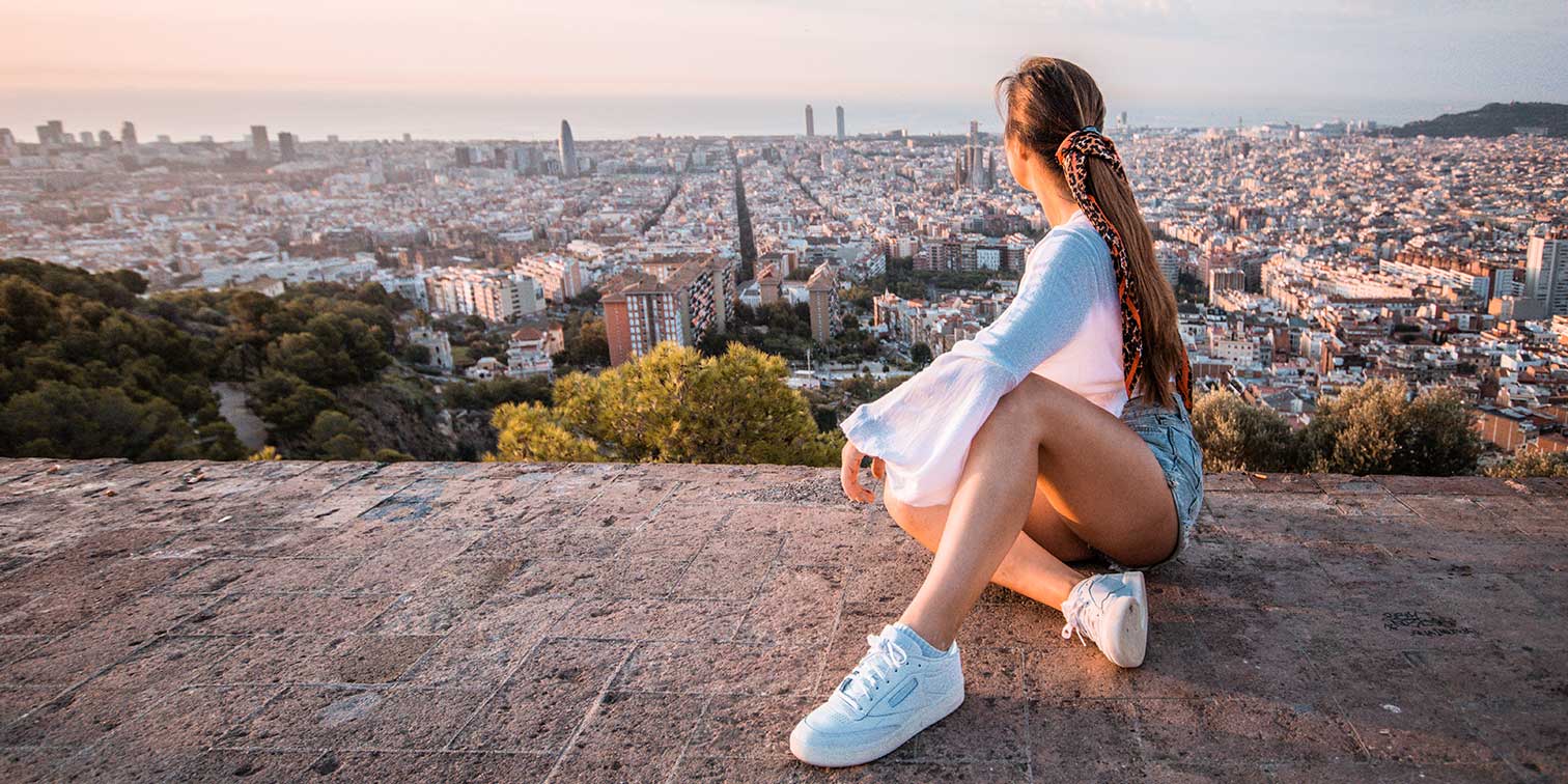 The Best Barcelona Itinerary and Complete Guide To The City