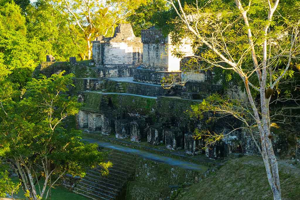 What is the best way to visit Tikal