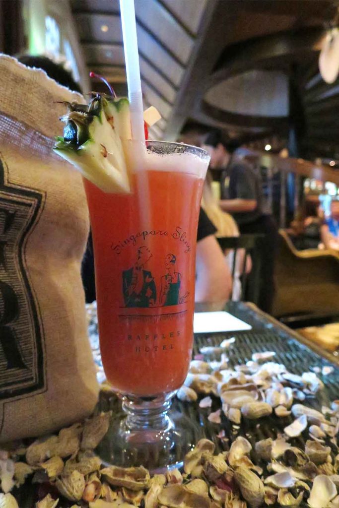 singapore sling signature cocktail at the raffles hotel