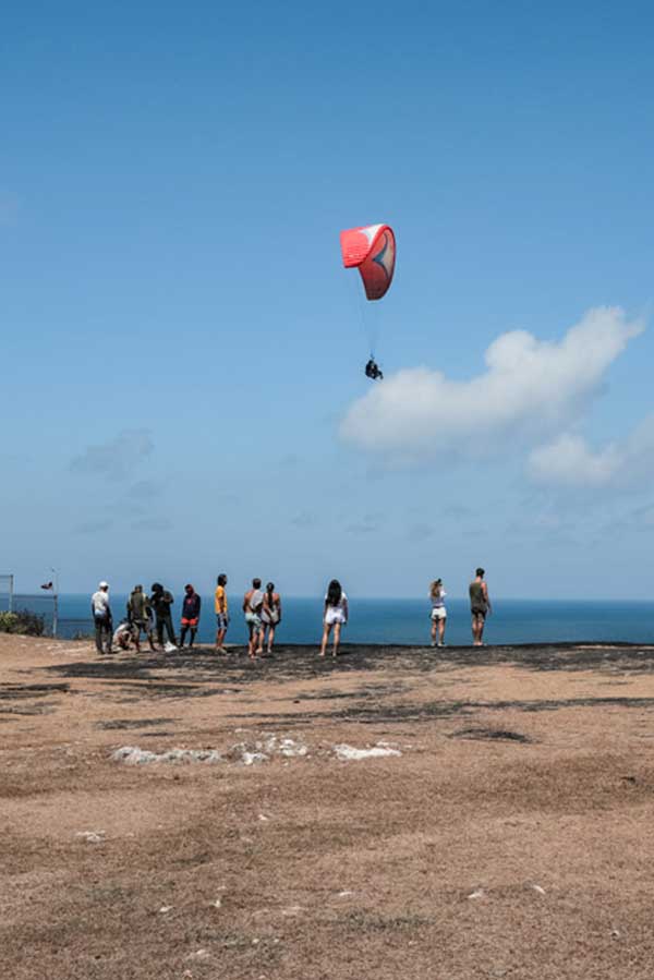 paragliding in uluwatu bali
