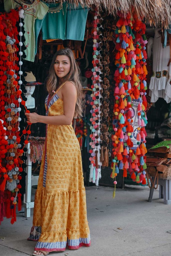 Things to do in Tulum boutique stalls